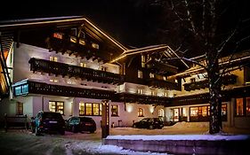 Valluga Hotel